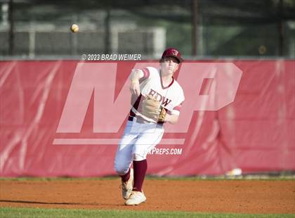 Thumbnail 2 in Hahnville @ E.D. White photogallery.