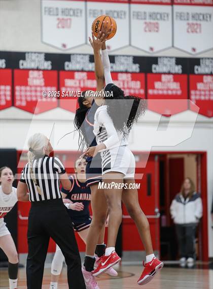 Thumbnail 3 in Chaminade @ Harvard-Westlake (CIF SS D1 Semi-final ) photogallery.