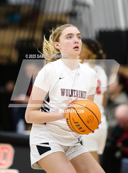 Thumbnail 2 in Chaminade @ Harvard-Westlake (CIF SS D1 Semi-final ) photogallery.