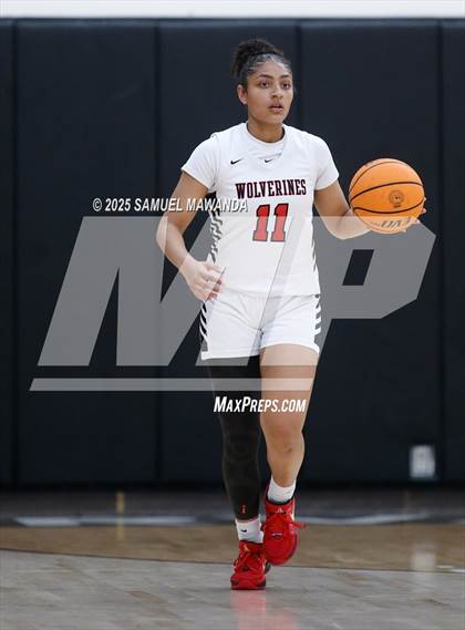 Thumbnail 1 in Chaminade @ Harvard-Westlake (CIF SS D1 Semi-final ) photogallery.