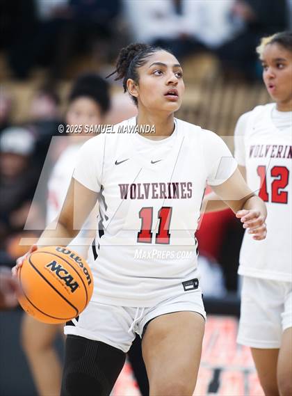 Thumbnail 2 in Chaminade @ Harvard-Westlake (CIF SS D1 Semi-final ) photogallery.