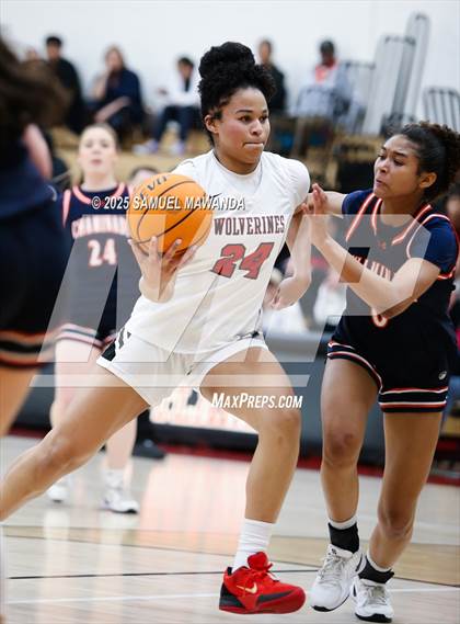 Thumbnail 3 in Chaminade @ Harvard-Westlake (CIF SS D1 Semi-final ) photogallery.