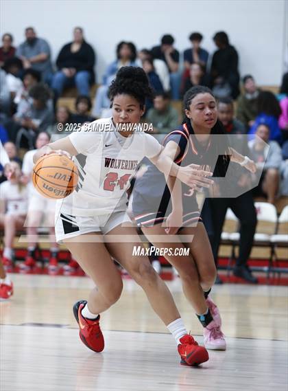 Thumbnail 1 in Chaminade @ Harvard-Westlake (CIF SS D1 Semi-final ) photogallery.