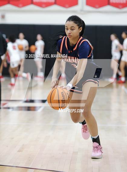 Thumbnail 3 in Chaminade @ Harvard-Westlake (CIF SS D1 Semi-final ) photogallery.