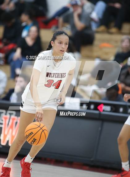 Thumbnail 2 in Chaminade @ Harvard-Westlake (CIF SS D1 Semi-final ) photogallery.