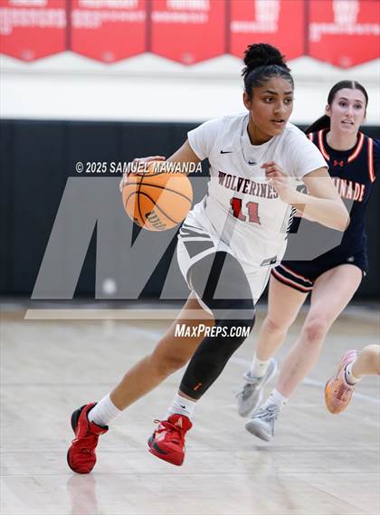 Thumbnail 3 in Chaminade @ Harvard-Westlake (CIF SS D1 Semi-final ) photogallery.