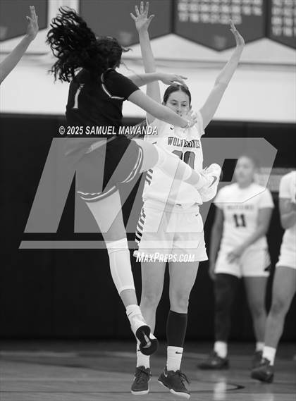 Thumbnail 2 in Chaminade @ Harvard-Westlake (CIF SS D1 Semi-final ) photogallery.