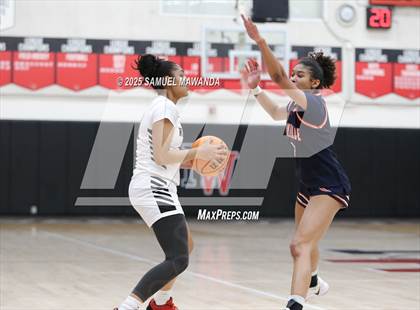 Thumbnail 3 in Chaminade @ Harvard-Westlake (CIF SS D1 Semi-final ) photogallery.