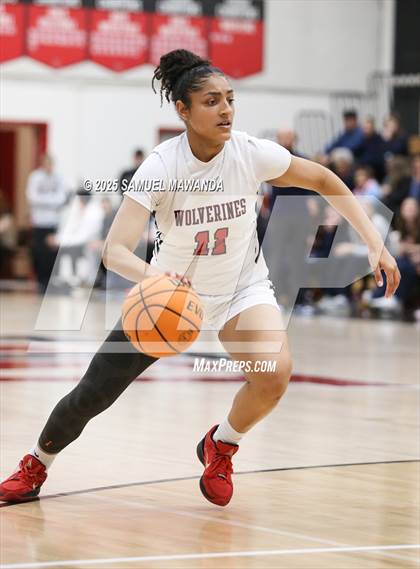 Thumbnail 3 in Chaminade @ Harvard-Westlake (CIF SS D1 Semi-final ) photogallery.