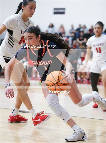 Thumbnail 2 in Chaminade @ Harvard-Westlake (CIF SS D1 Semi-final ) photogallery.