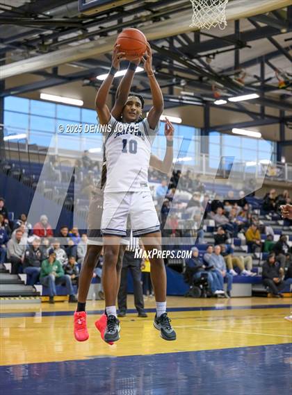 Thumbnail 3 in World of Inquiry vs East Rochester (NYSPHSAA Section V Class B Regional Qualifier) photogallery.