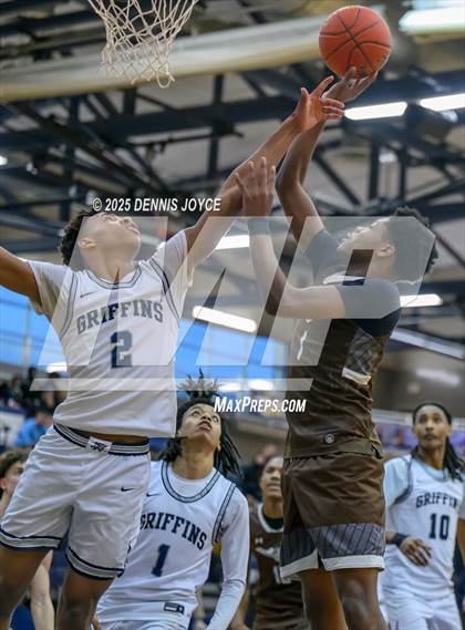 Thumbnail 1 in World of Inquiry vs East Rochester (NYSPHSAA Section V Class B Regional Qualifier) photogallery.