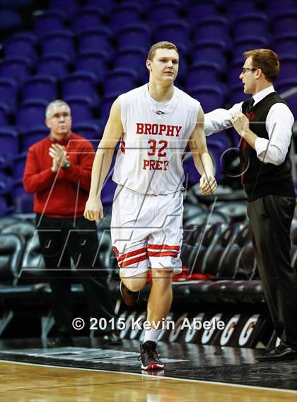 Thumbnail 2 in Brophy College Prep vs Westview (Hoopin' it Up at the Arena) photogallery.