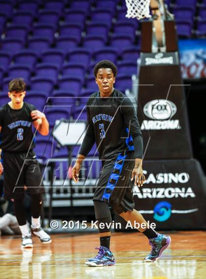Thumbnail 2 in Brophy College Prep vs Westview (Hoopin' it Up at the Arena) photogallery.