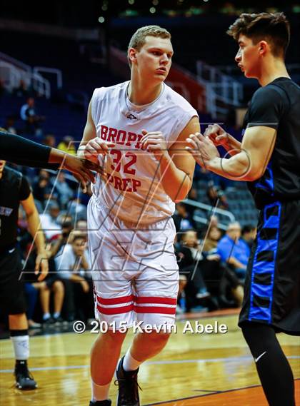 Thumbnail 3 in Brophy College Prep vs Westview (Hoopin' it Up at the Arena) photogallery.
