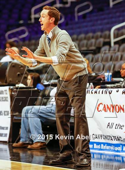 Thumbnail 1 in Brophy College Prep vs Westview (Hoopin' it Up at the Arena) photogallery.