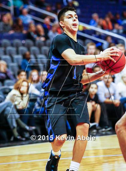 Thumbnail 2 in Brophy College Prep vs Westview (Hoopin' it Up at the Arena) photogallery.