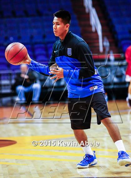 Thumbnail 2 in Brophy College Prep vs Westview (Hoopin' it Up at the Arena) photogallery.