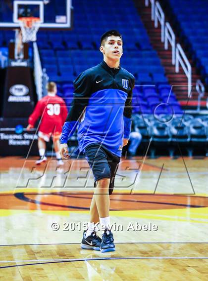 Thumbnail 2 in Brophy College Prep vs Westview (Hoopin' it Up at the Arena) photogallery.