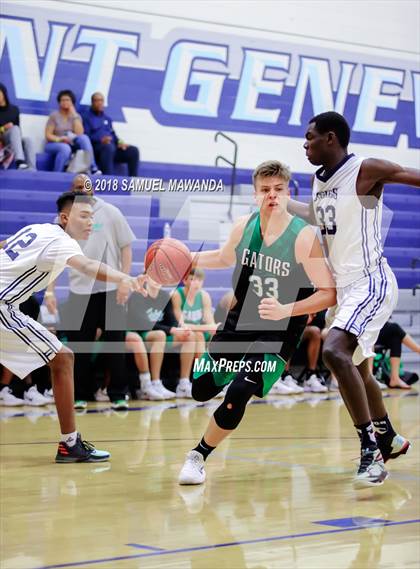 Thumbnail 3 in Green Valley vs San Gabriel Academy photogallery.