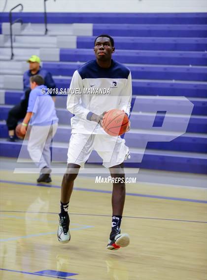 Thumbnail 3 in Green Valley vs San Gabriel Academy photogallery.