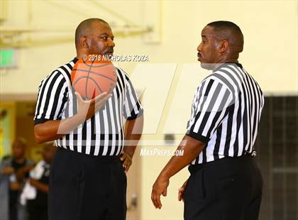 Thumbnail 2 in Dorsey vs. Maranatha (Katani Classic) photogallery.