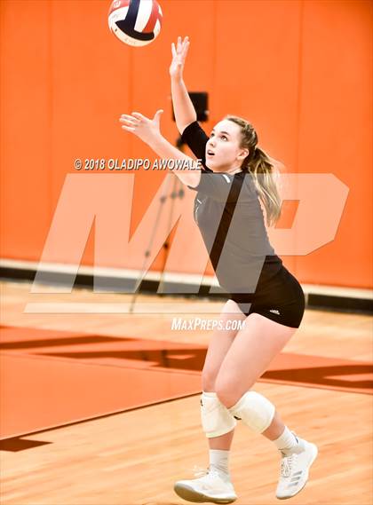 Thumbnail 1 in Independence @ Rockwall photogallery.