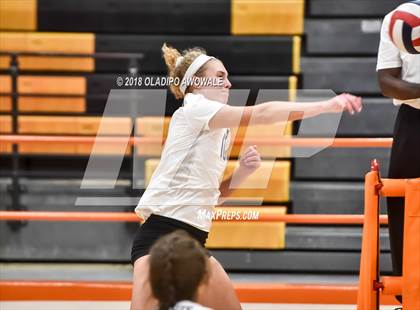Thumbnail 2 in Independence @ Rockwall photogallery.