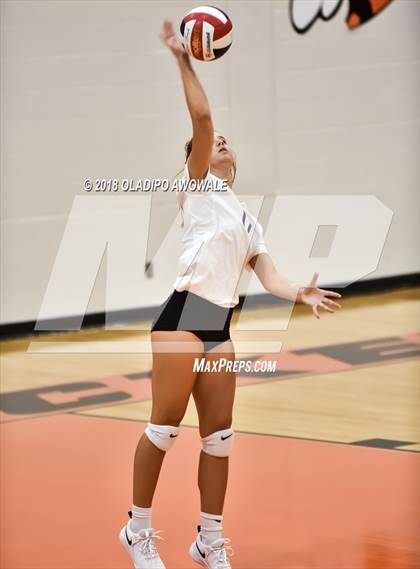 Thumbnail 1 in Independence @ Rockwall photogallery.