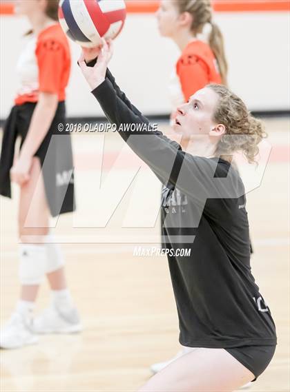 Thumbnail 3 in Independence @ Rockwall photogallery.