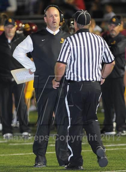 Thumbnail 3 in Central Catholic vs. Skyview photogallery.