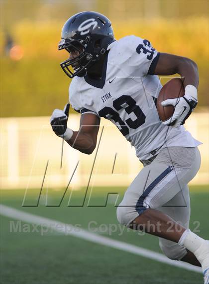 Thumbnail 3 in Central Catholic vs. Skyview photogallery.