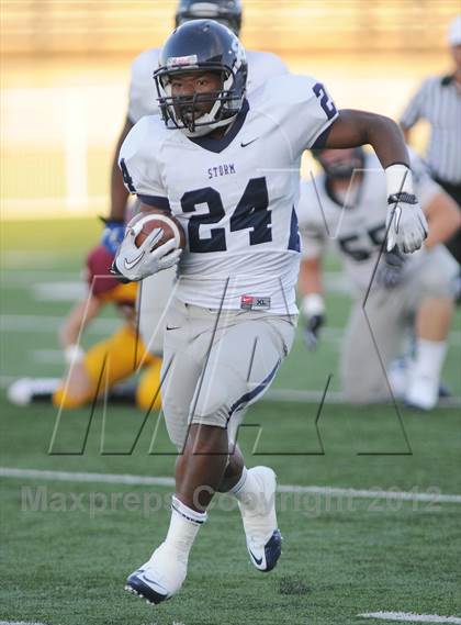 Thumbnail 2 in Central Catholic vs. Skyview photogallery.