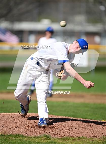 Thumbnail 2 in East Hampton @ Coginchaug Regional photogallery.