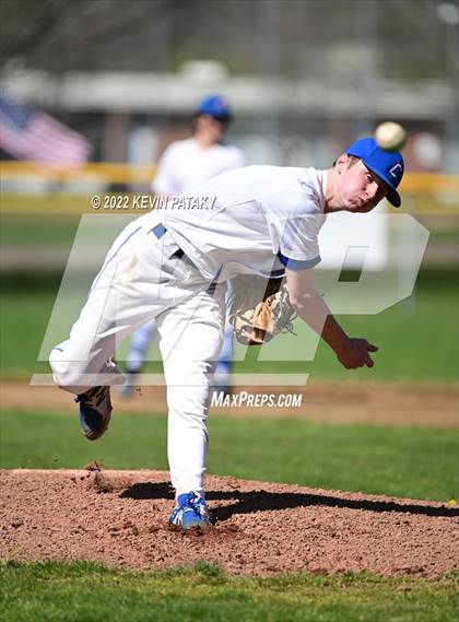 Thumbnail 3 in East Hampton @ Coginchaug Regional photogallery.