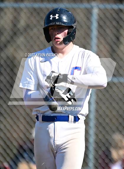Thumbnail 3 in East Hampton @ Coginchaug Regional photogallery.