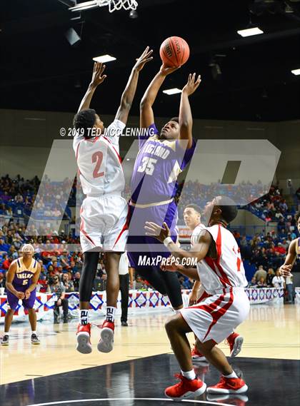 Thumbnail 3 in England vs Clarendon (AAA 2A Final) photogallery.