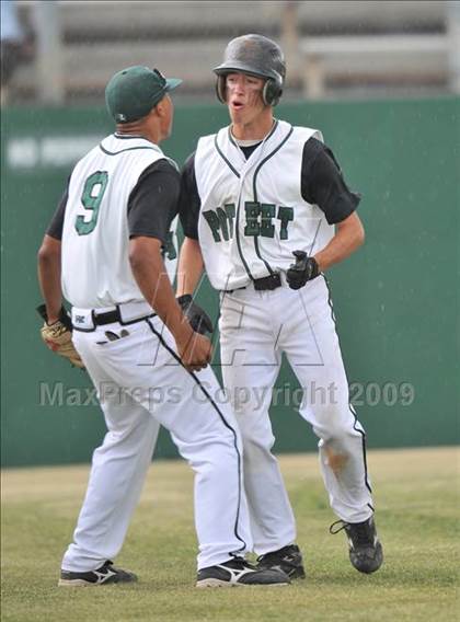 Thumbnail 2 in Texas vs. Poteet (Class 4A Region II Quarterfinals) photogallery.