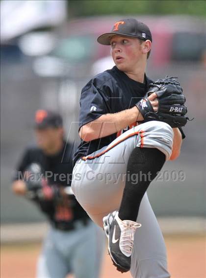 Thumbnail 1 in Texas vs. Poteet (Class 4A Region II Quarterfinals) photogallery.