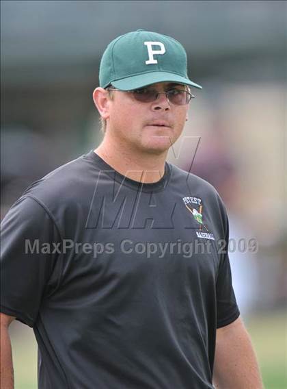 Thumbnail 2 in Texas vs. Poteet (Class 4A Region II Quarterfinals) photogallery.