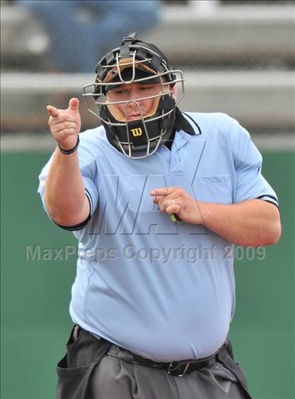 Thumbnail 3 in Texas vs. Poteet (Class 4A Region II Quarterfinals) photogallery.