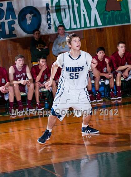 Thumbnail 2 in Nevada Union vs. Bear River (Kendall Arnett) photogallery.