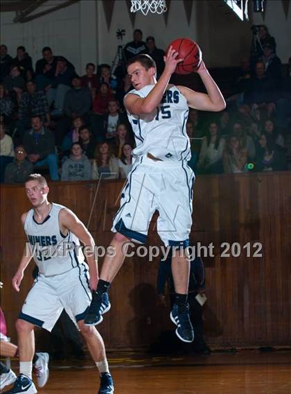 Thumbnail 3 in Nevada Union vs. Bear River (Kendall Arnett) photogallery.