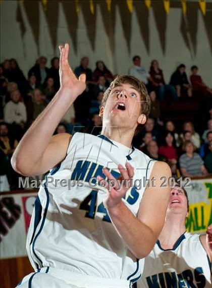 Thumbnail 1 in Nevada Union vs. Bear River (Kendall Arnett) photogallery.