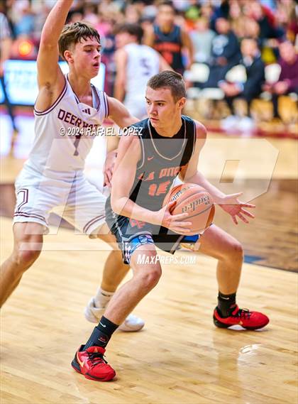 Thumbnail 2 in La Porte vs. Deer Park (McDonald's Texas Invitational) photogallery.