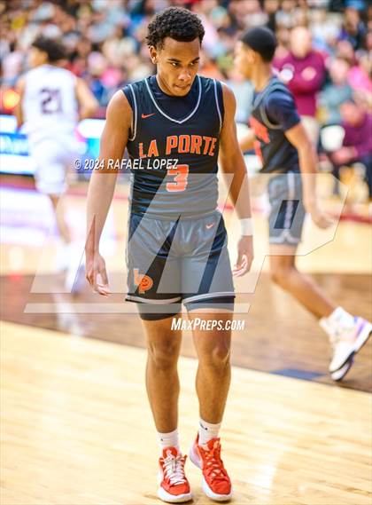 Thumbnail 1 in La Porte vs. Deer Park (McDonald's Texas Invitational) photogallery.