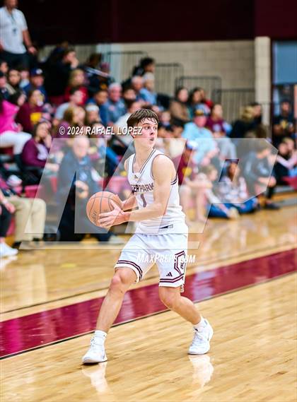 Thumbnail 2 in La Porte vs. Deer Park (McDonald's Texas Invitational) photogallery.