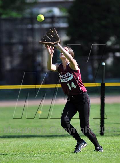 Thumbnail 3 in White Plains @ Scarsdale photogallery.