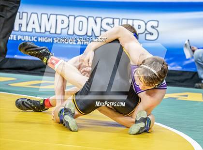 Thumbnail 2 in NYSPHSAA Wrestling D2 Semi Finals (99lbs to 145lbs) photogallery.