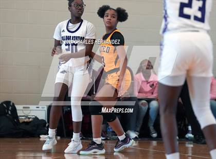 Thumbnail 3 in Beaumont United vs. College Station (Aggieland Invitational) photogallery.